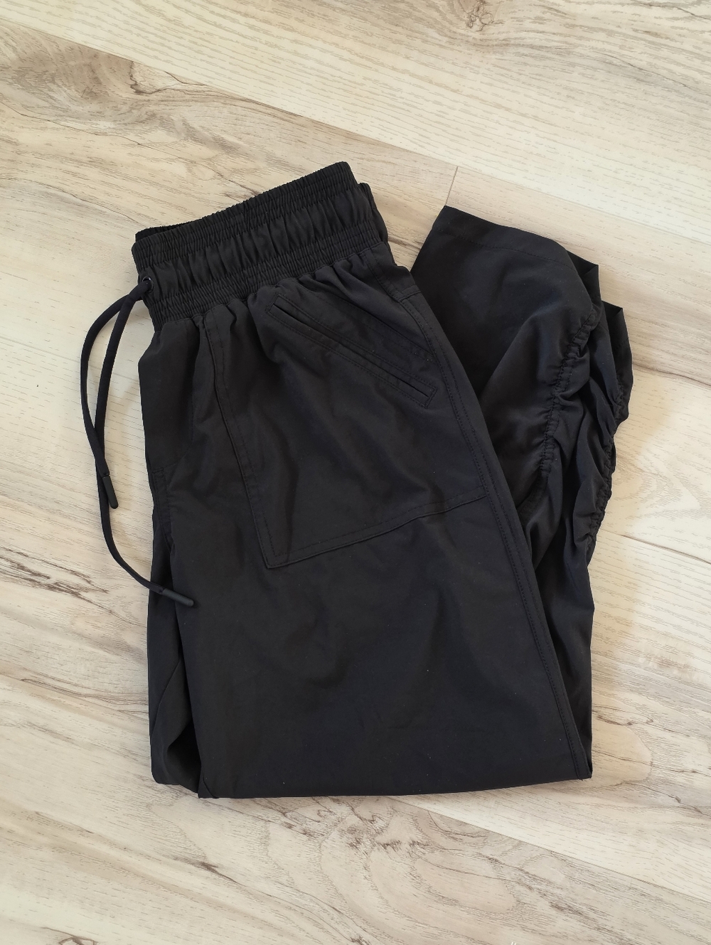 prAna Midtown Capri Jogger Pants - Black - Women’s Size XS - Ruched Ankle
